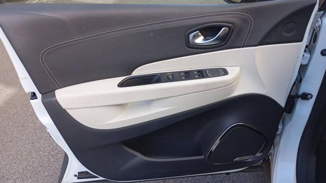 Renault Captur image 3