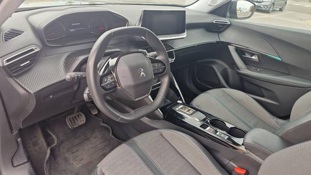 Peugeot 2008 image 5