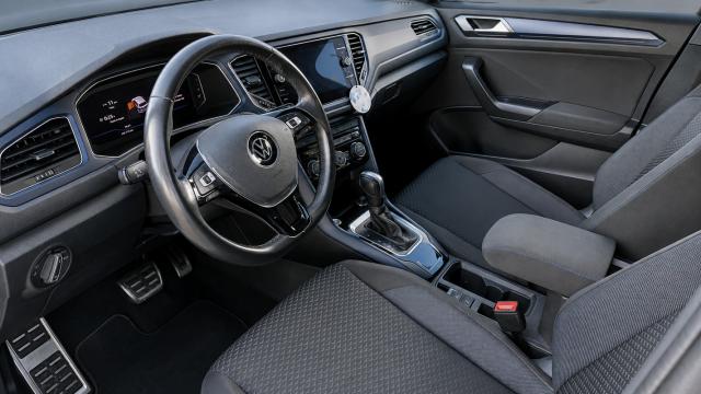 Volkswagen T-Roc image 9