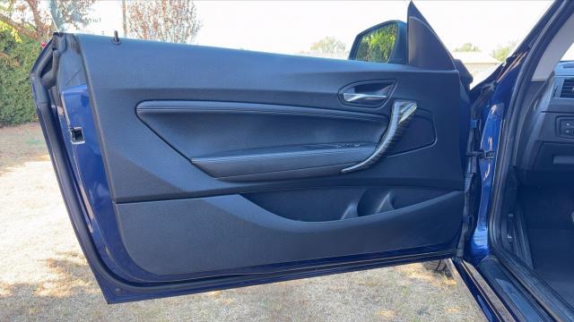 Bmw Serie 2 image 8