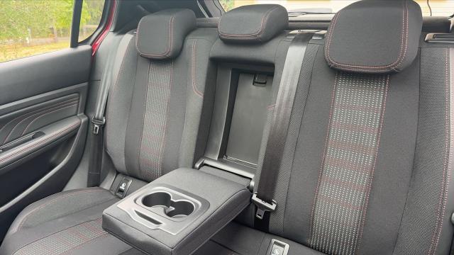 Peugeot 308 image 1