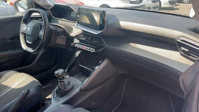 Peugeot 208 image 2