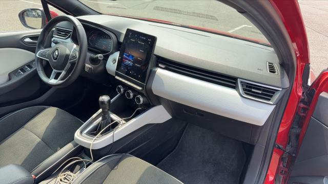 Renault Clio image 9