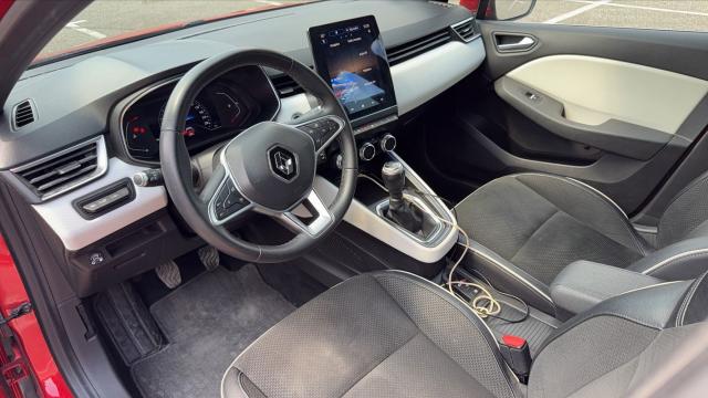Renault Clio image 8