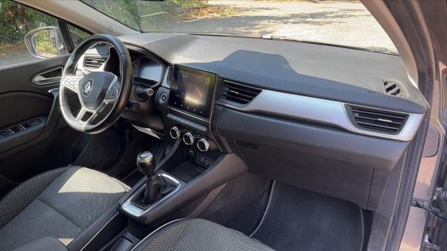 Renault Captur image 1