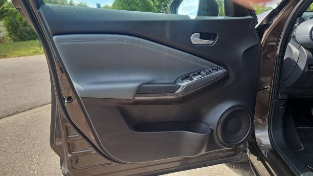 Nissan Juke image 3
