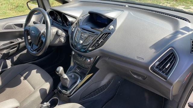 Ford B-Max image 1