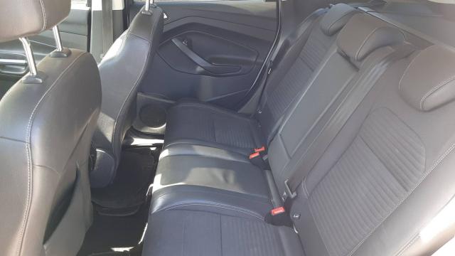 Ford Kuga image 3