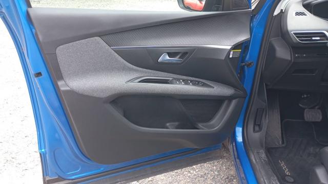 Peugeot 3008 image 4