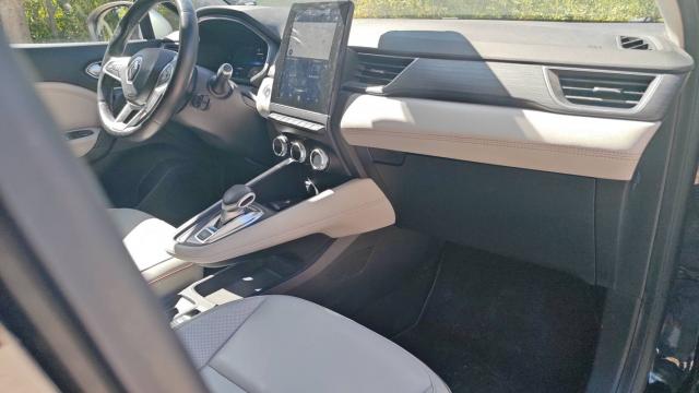 Renault Captur image 9