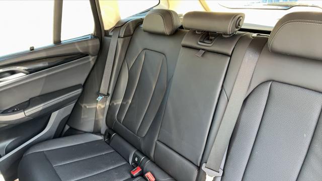 Bmw X3 image 8