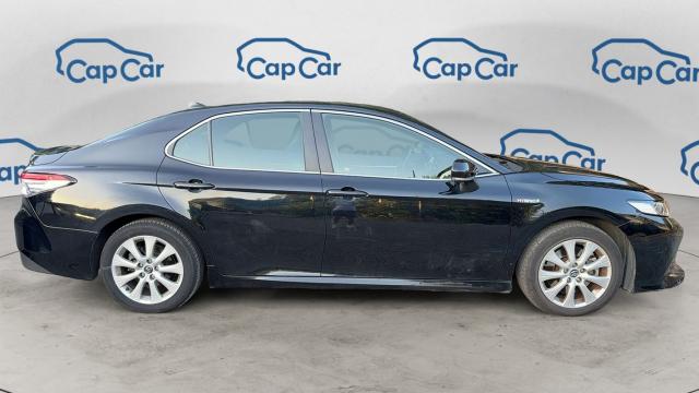 Toyota Camry image 8
