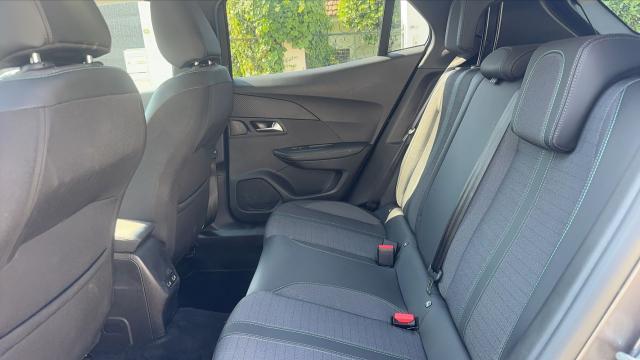 Peugeot 2008 image 6