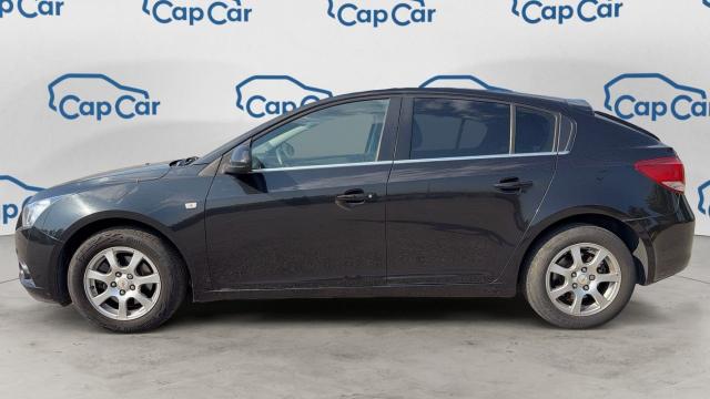 Chevrolet Cruze image 5