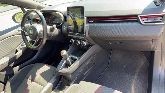 Renault Clio image 1