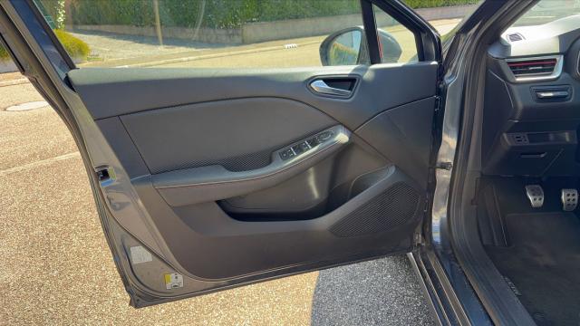 Renault Clio image 4