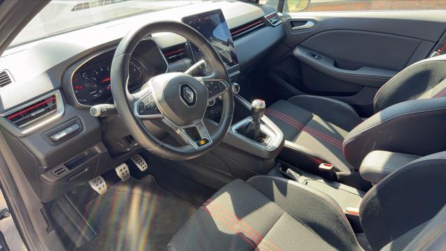 Renault Clio image 6