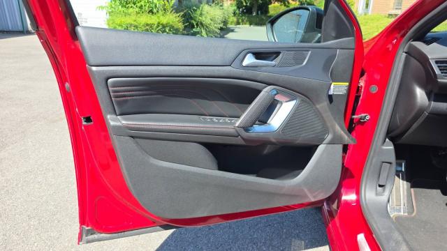 Peugeot 308 image 8