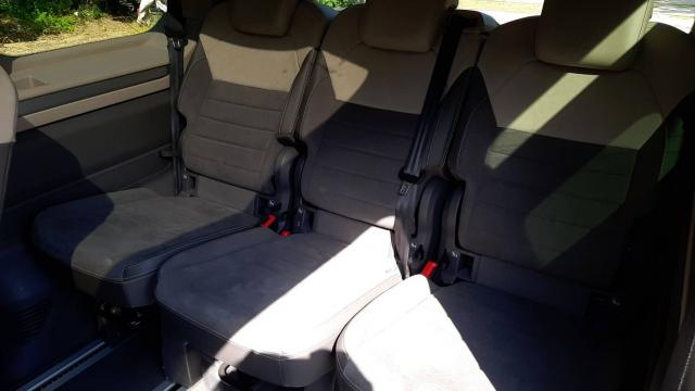 Volkswagen Multivan image 2