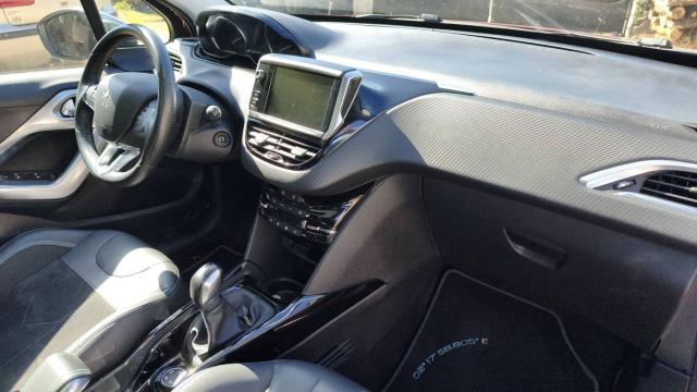 Peugeot 2008 image 5
