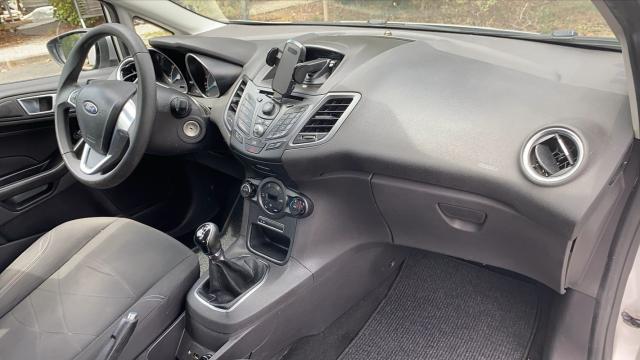 Ford Fiesta image 9