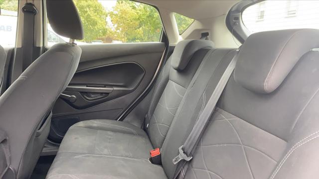 Ford Fiesta image 3