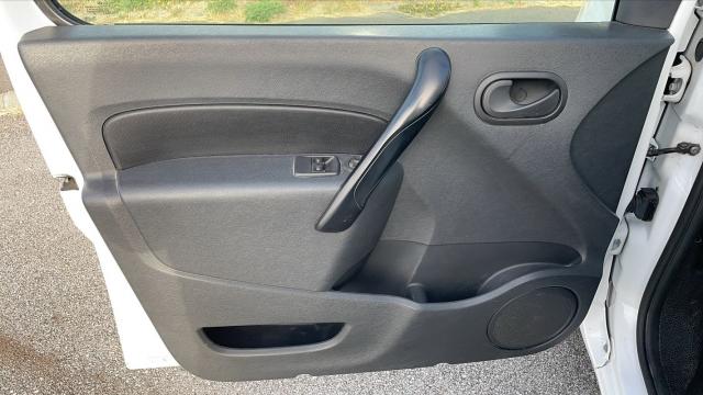 Renault Kangoo Express image 7