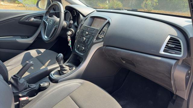 Opel Astra image 9