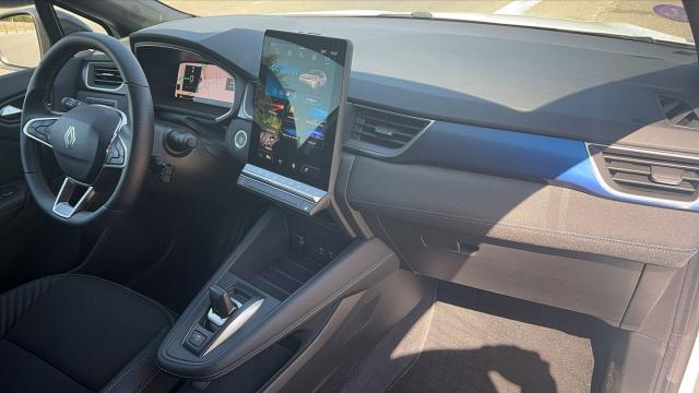 Renault Captur image 1