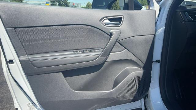 Renault Captur image 9