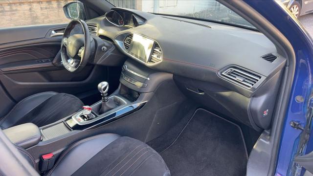 Peugeot 308 image 6