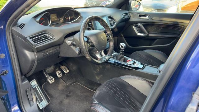 Peugeot 308 image 2
