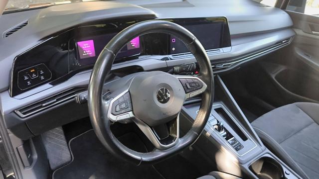 Volkswagen Golf image 6