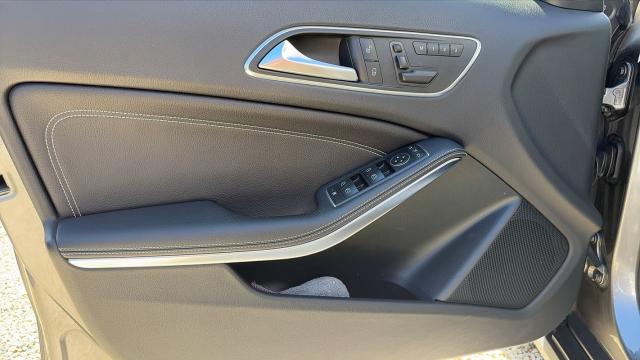 Mercedes Benz Classe Gla image 3