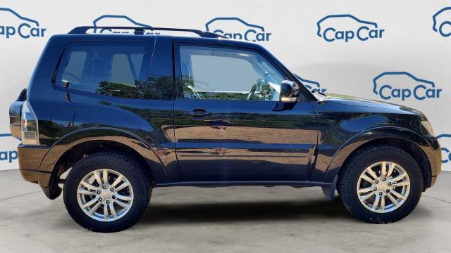 Mitsubishi Pajero image 6