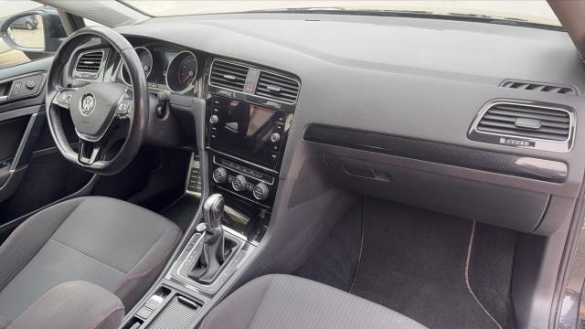 Volkswagen Golf image 5