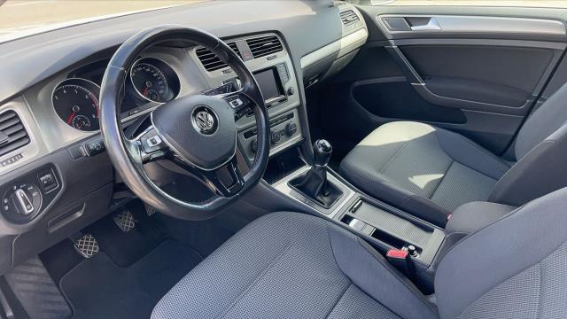 Volkswagen Golf image 3
