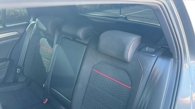 Volkswagen Golf image 4