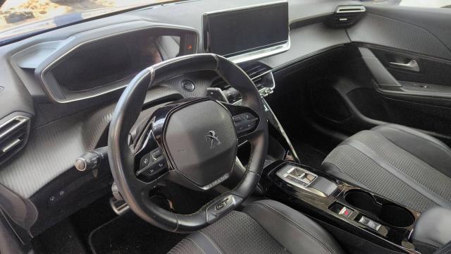 Peugeot 208 image 9