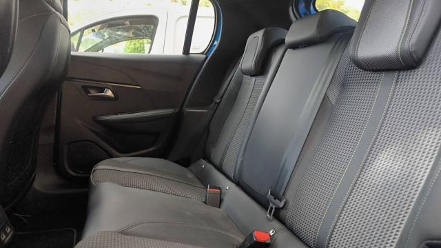 Peugeot 208 image 4
