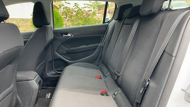 Peugeot 308 image 2
