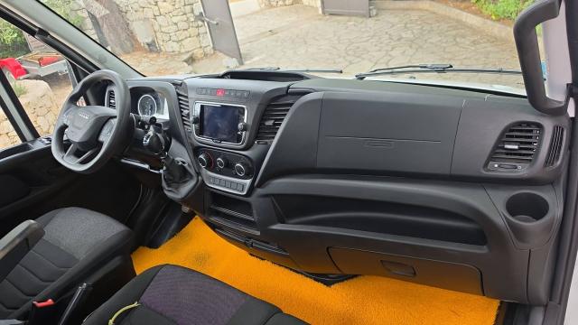 Iveco Daily image 9