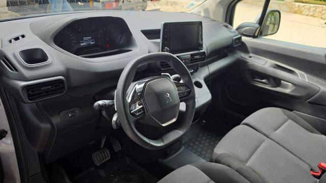 Peugeot Partner image 8