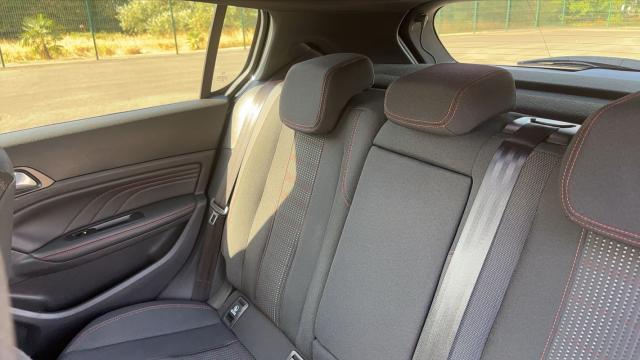Peugeot 308 image 9