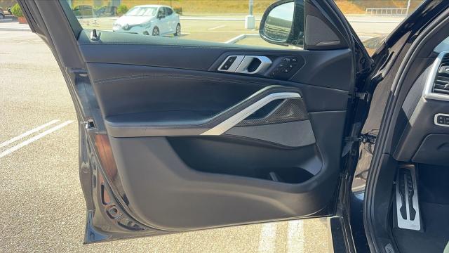 Bmw X6 image 2