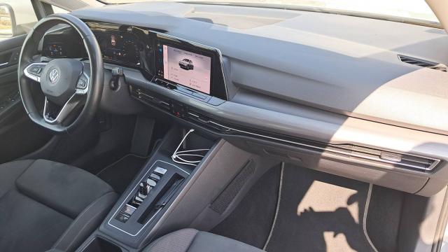 Volkswagen Golf image 7