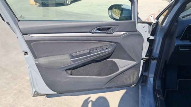 Volkswagen Golf image 9