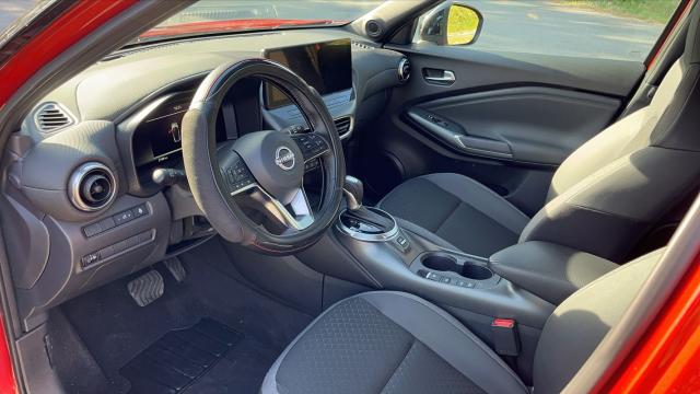 Nissan Juke image 3