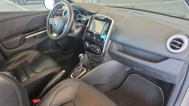 Renault Clio image 9