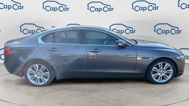 Jaguar Xe image 7